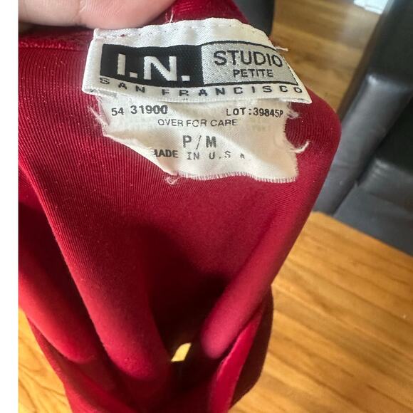 I.N. Studio Petite Red Sleeveless Embellished Stretch Blouse – Party Top - Picture 3 of 6